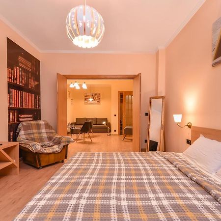 Sofia Dream Apartment - The Library - 3-Bdr, 2-Bthr By Flat Mаnager Exterior photo